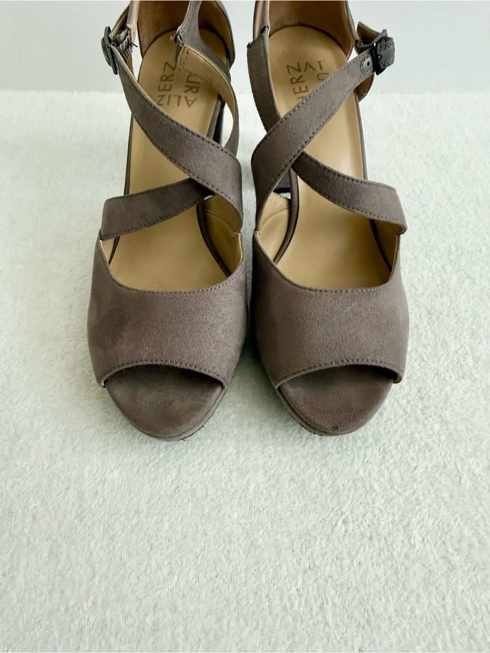 Naturalizer Platform Block Heel Sandals Size 8.5 Taupe Strappy